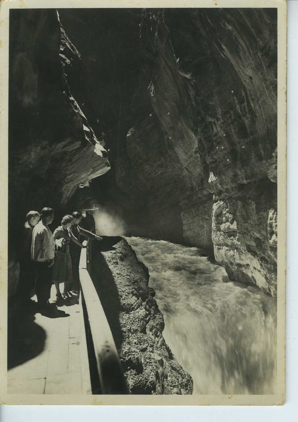 Cartoline postali: Bad-Ragaz - Taminaschlucht – Usato da Schleitheim venduto da Pmschlaate