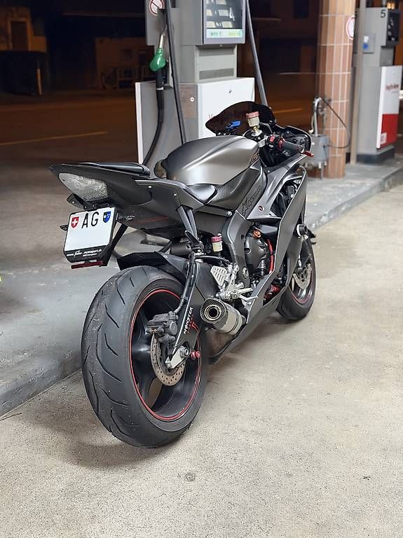 Strada: Yamaha R6 – Usato da Klingnau venduto da lel_87lc 3