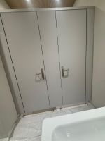 WC-Trennwände von Büwa – Einzel- & Doppelkabine – komplett m