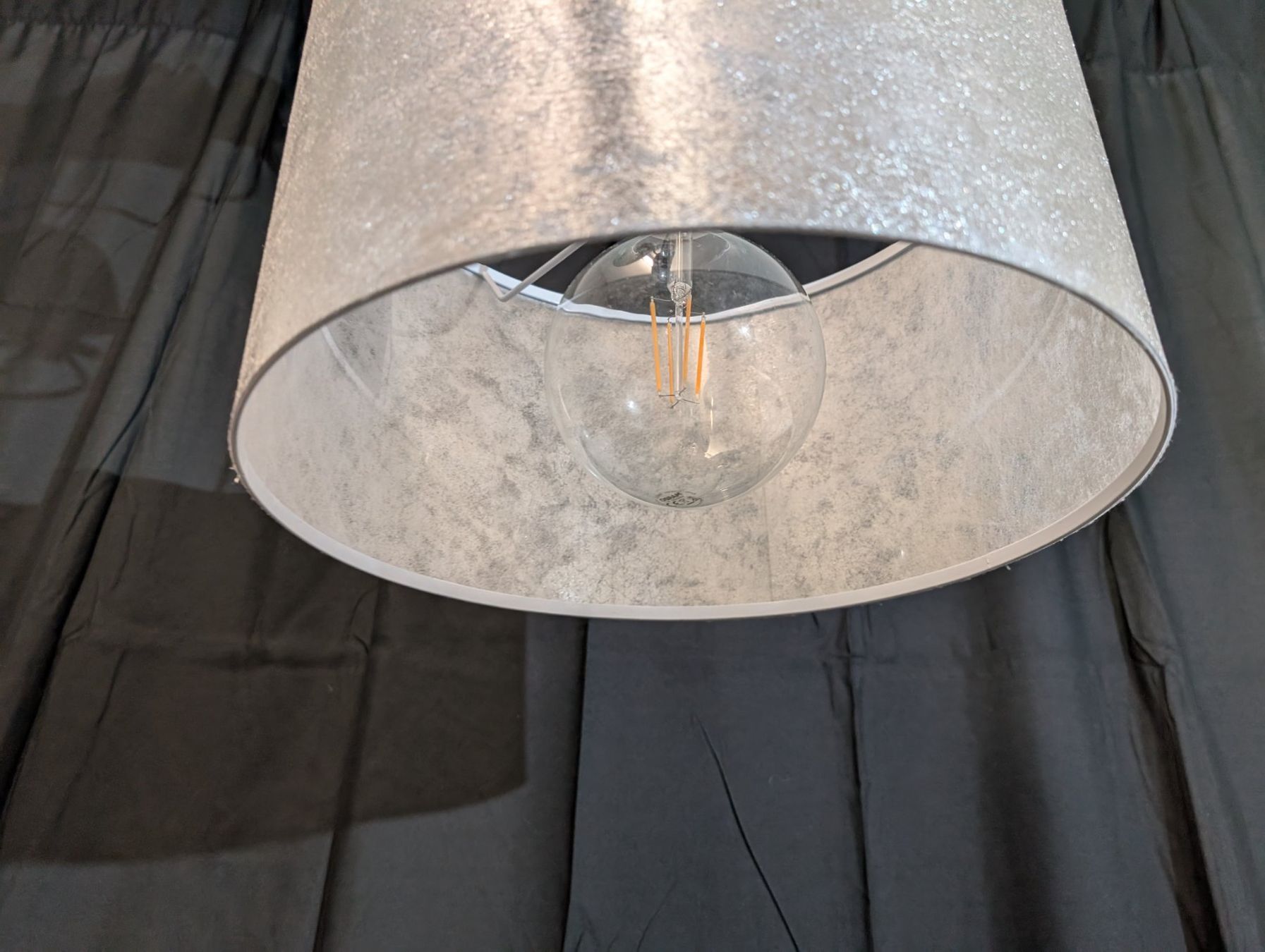 Ikea Lampadari & plafoniere: IKEA Hängeleuchte Silber inkl. Osram LED – Usato da Wiezikon b.Sirnach venduto da Romsche 2