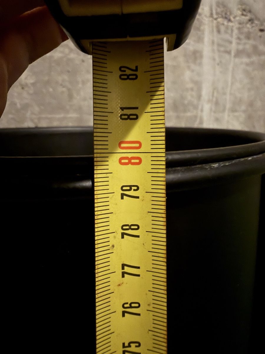 Blumentöpfe: Cache-pot sur pieds métallique – Gebraucht aus Péry von peaudane 1