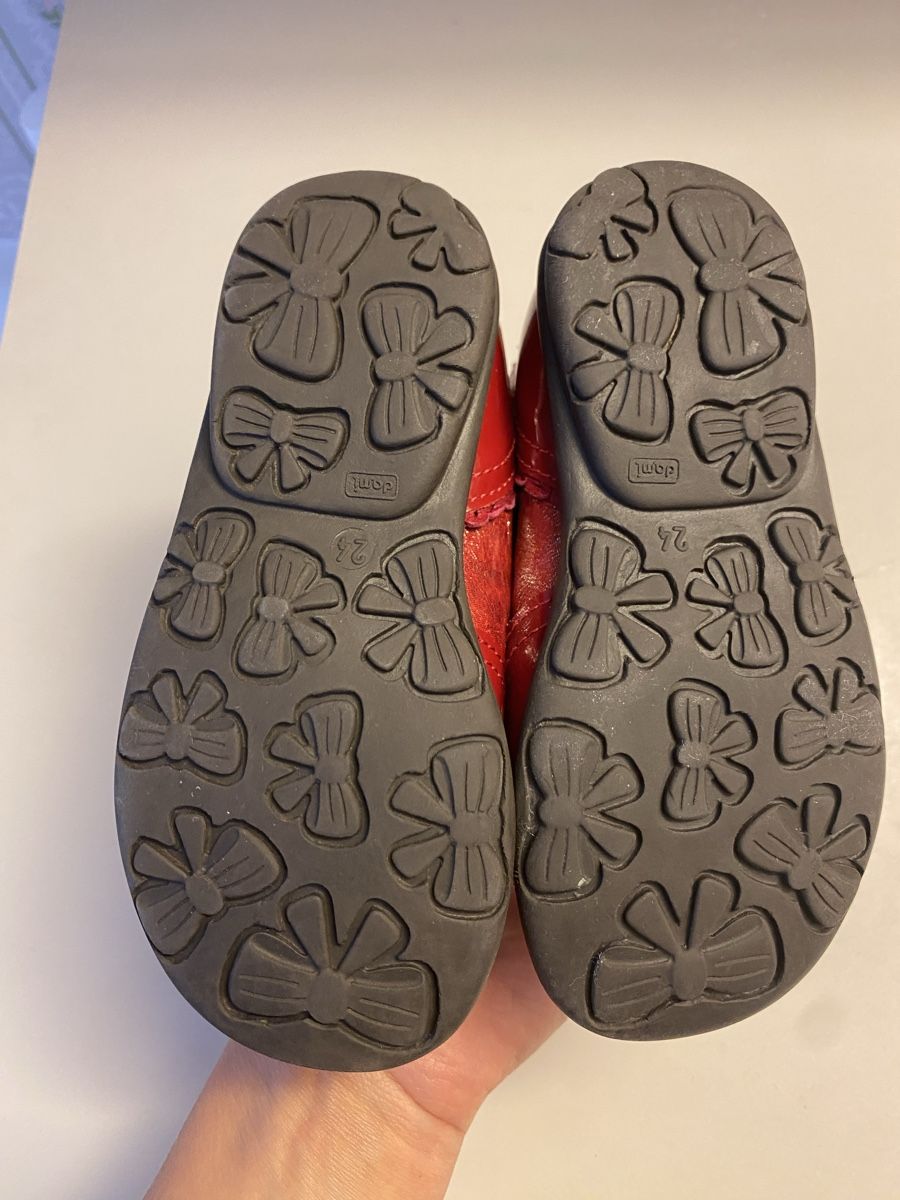 Scarpe per ragazze: Bordeauxrote Ledersandalen 24 – Usato da Zürich venduto da Mariaov 4