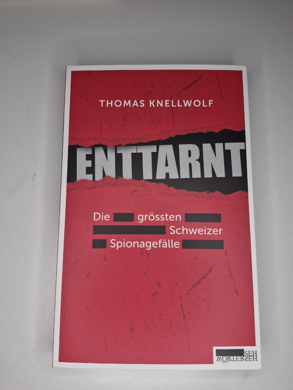 Libri: Buch "Enttarnt" von Thomas Knellwolf  – Nuovo (secondo la descrizione) da Ennetbaden venduto da lou_6mq2