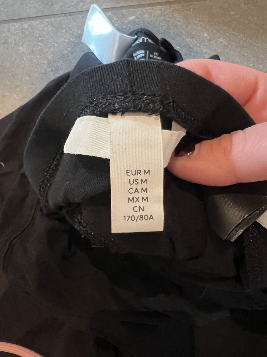 H&M Lotti di vestiti: Schwangerschaftshosen – Nuovo (secondo la descrizione) da Nesselnbach venduto da cel_nn26 2