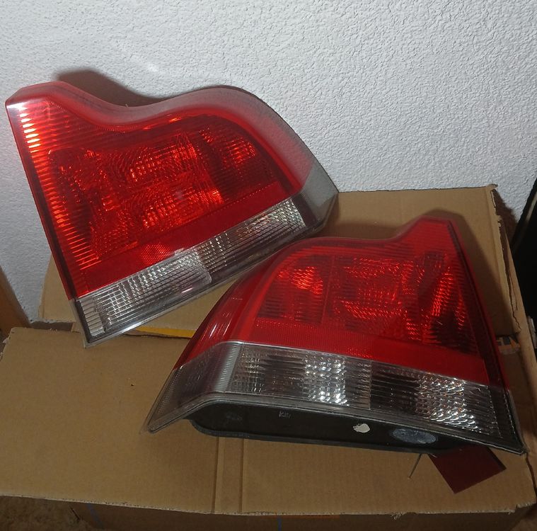 feu arriere volvo s60 2010 gauche