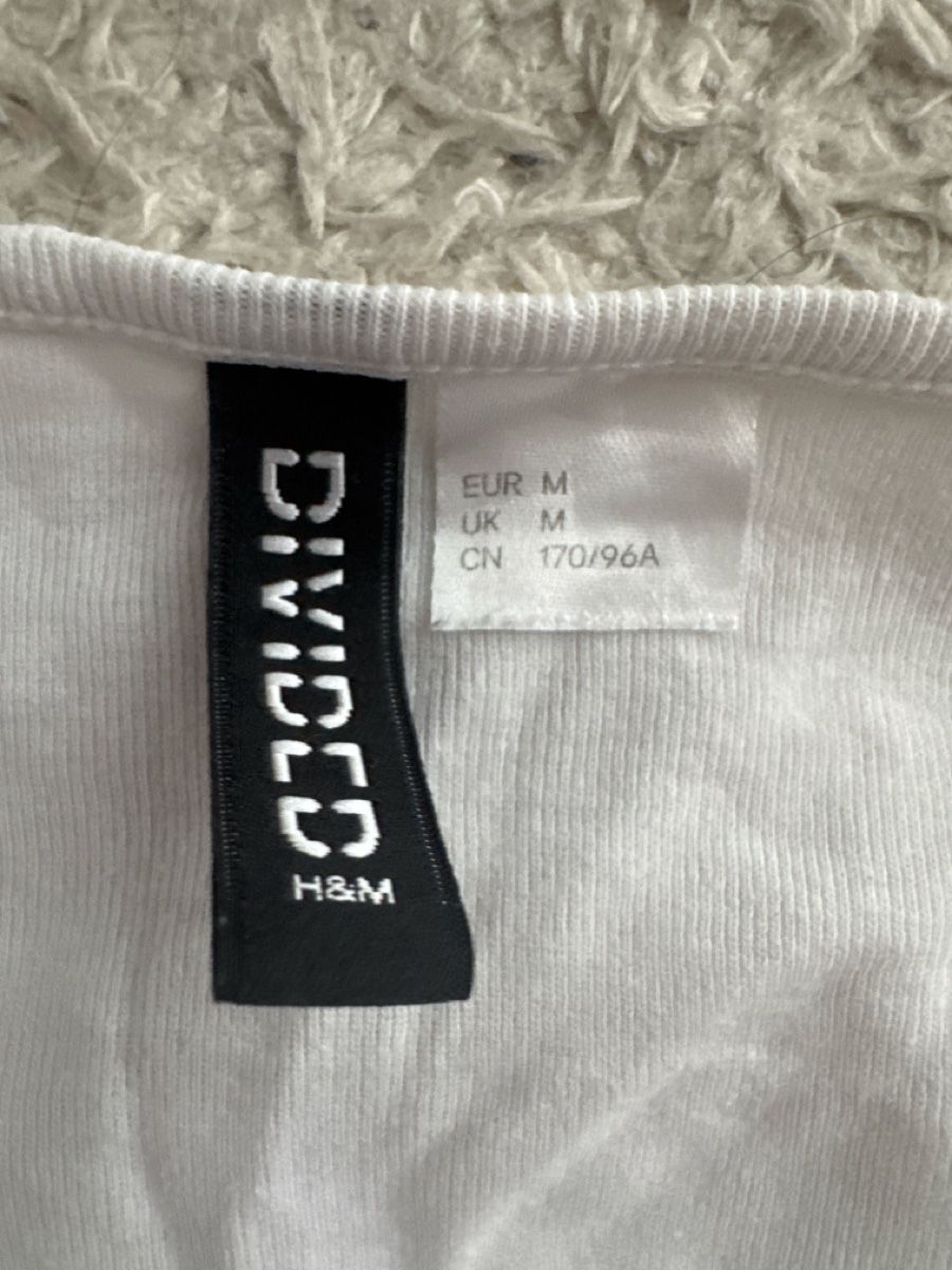 H&M Top: H&M Weiss Top mit Rüschenrand Grösse M – Nuovo (secondo la descrizione) da Gächlingen venduto da anjuli_123 2