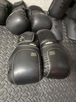 Venum Boxing 14oz
