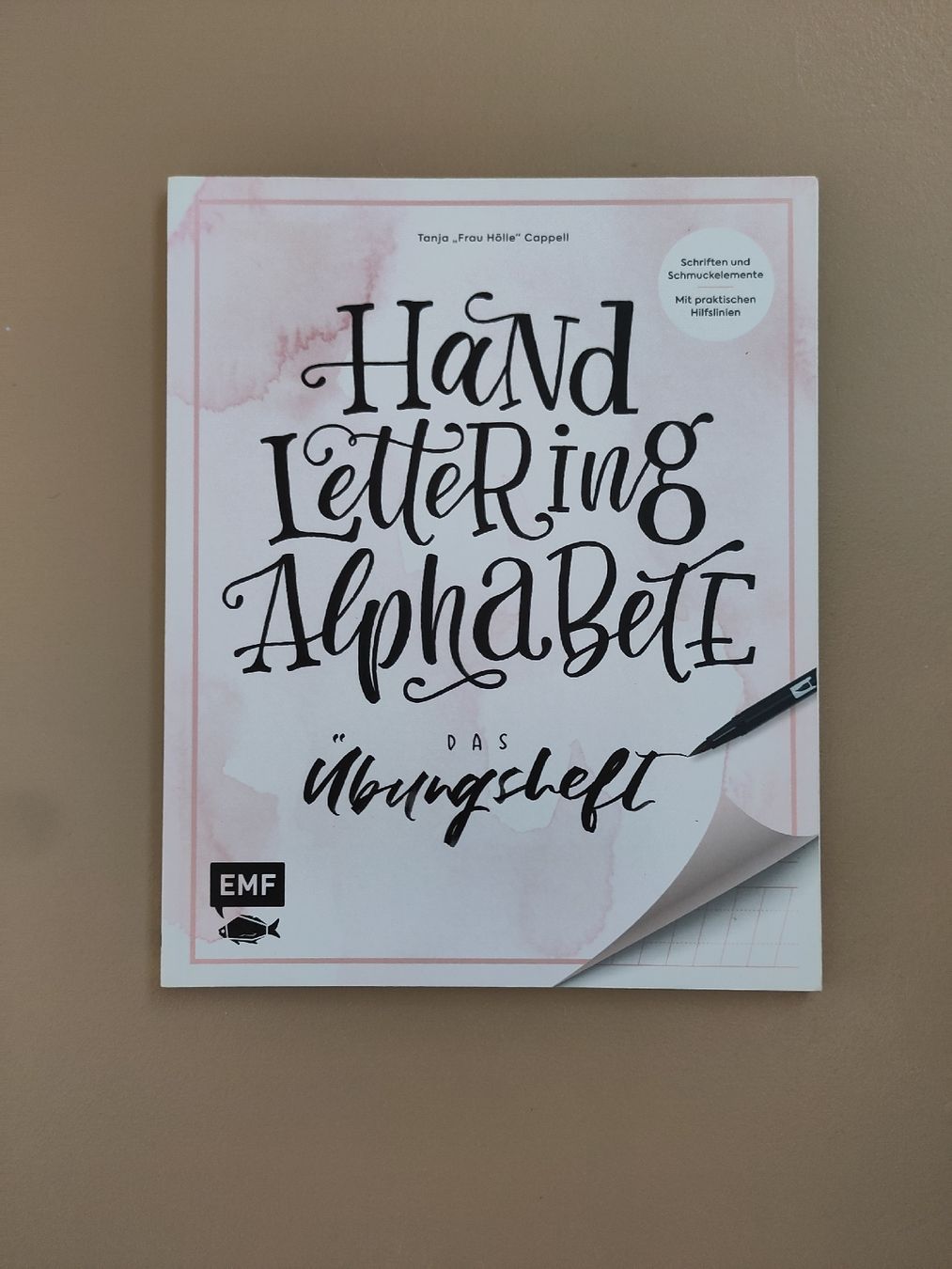 Libri: Hand Lettering Übungsheft – Usato da Mönchaltorf venduto da sof_8csr