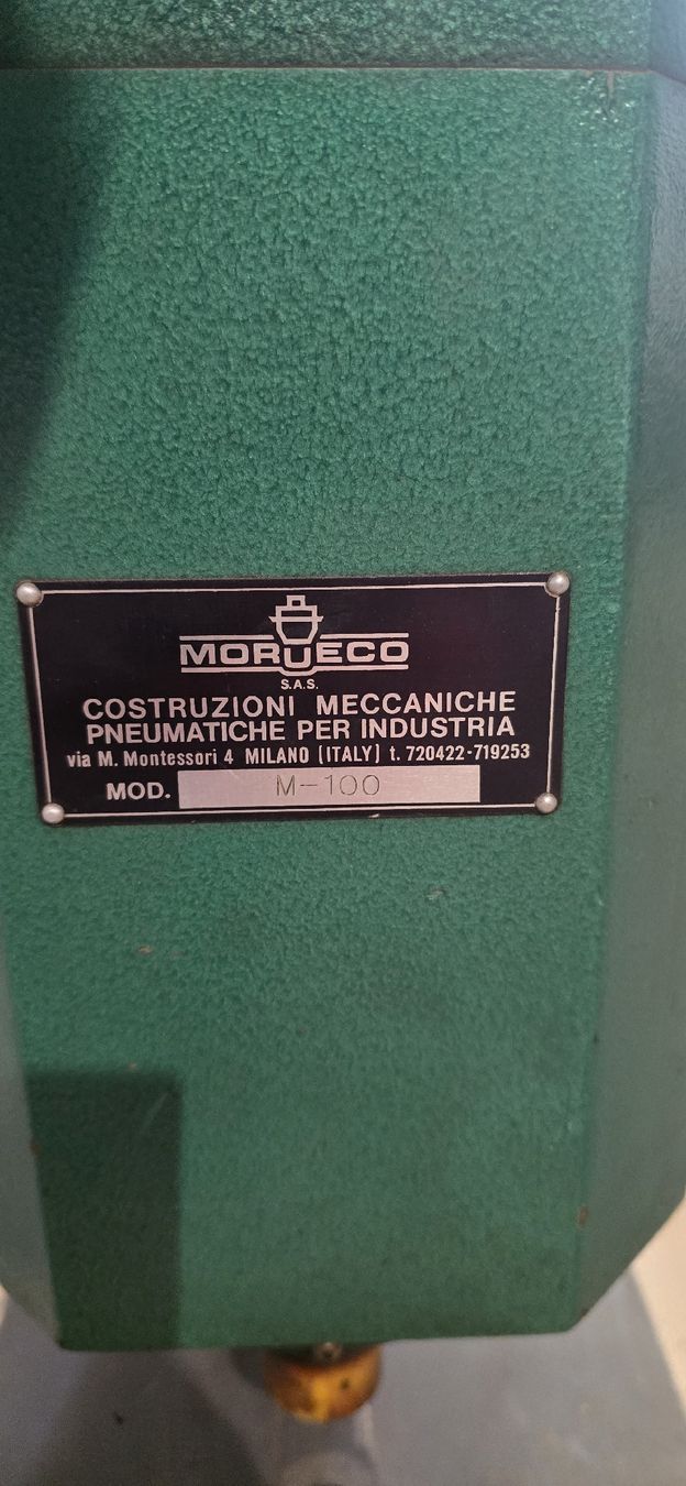 Tutte le macchine: Pneumatische Presse – Usato da Weiningen ZH venduto da ped_fbx2 2
