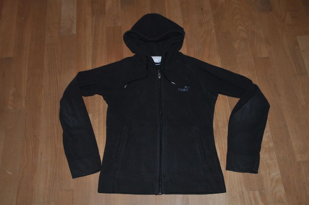 coole PUMA Fleecejacke mit Kapuze, Gr. S | Kaufen auf Ricardo