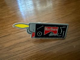 Anstecknadel Marlboro Music Motiv gebraucht silberfarben