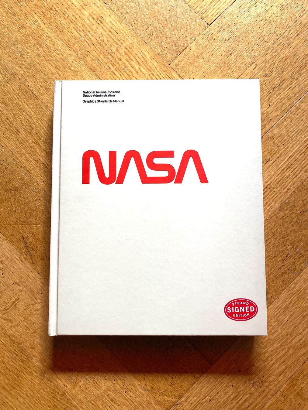 Bücher: Buch Luftfahrt Aviation NASA Graphics Standards Manual – Gebraucht aus Olten von sportwelt