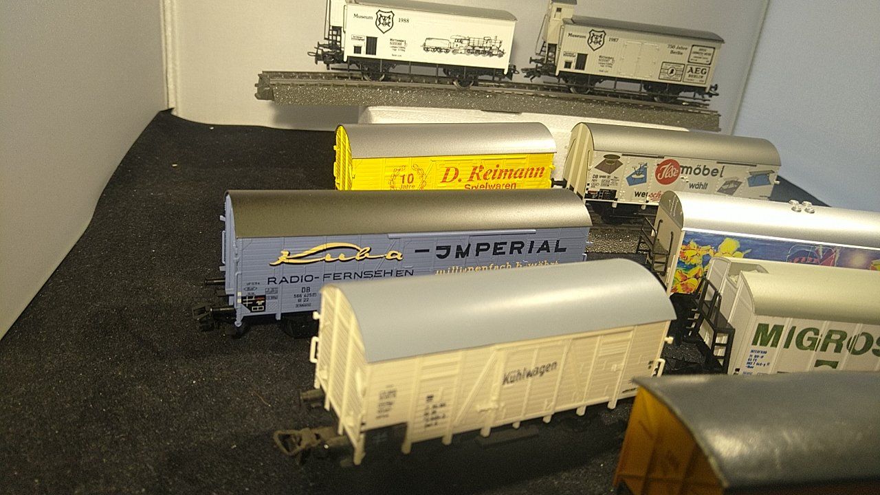 Modellini di ferrovie: Güterwagen Diverse 9 Stück – Usato da Uster venduto da Regenwurm61 3