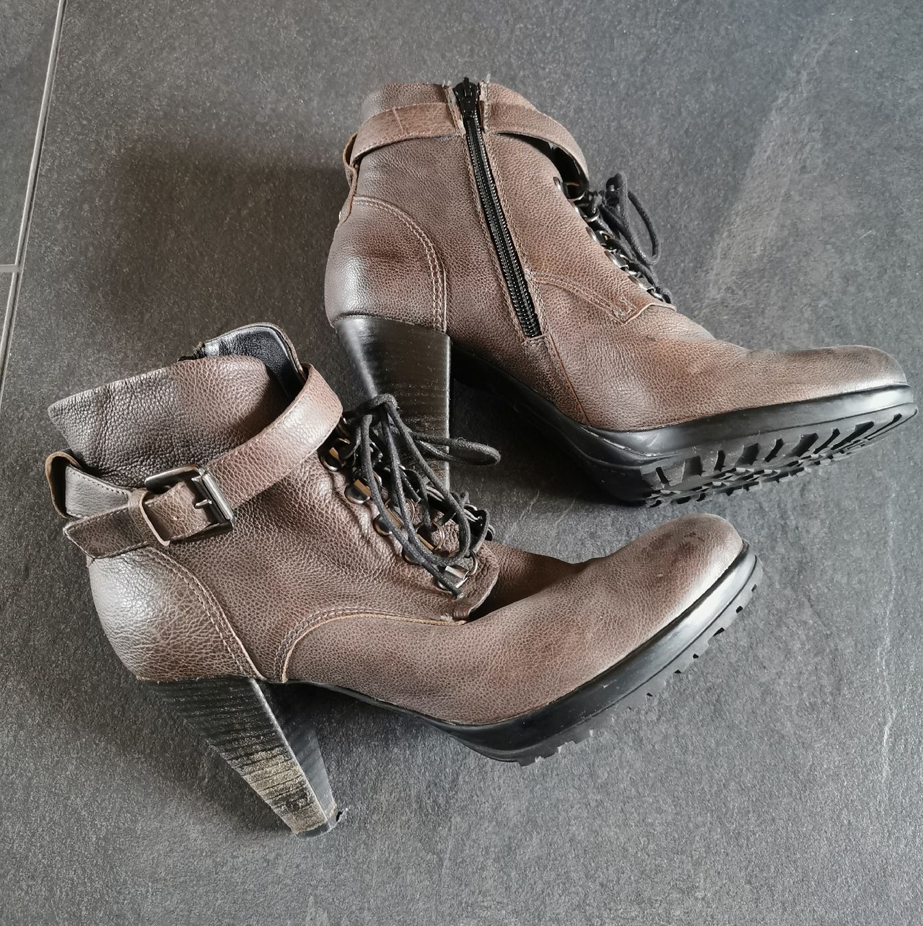 Roberto Santi Scarpe da donna: Roberto Santi Stiefeletten Leder, Gr. 39 – Usato da Obergerlafingen venduto da Sigus 1