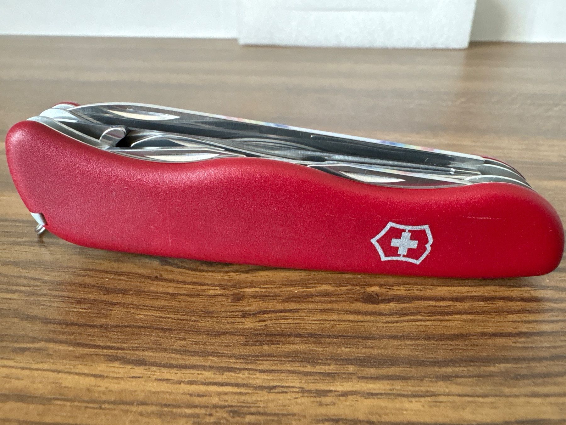 Victorinox Coltelli tascabile: VICTORINOX - Outrider red - Sackmesser – Usato da Andwil SG venduto da Rainboli 8