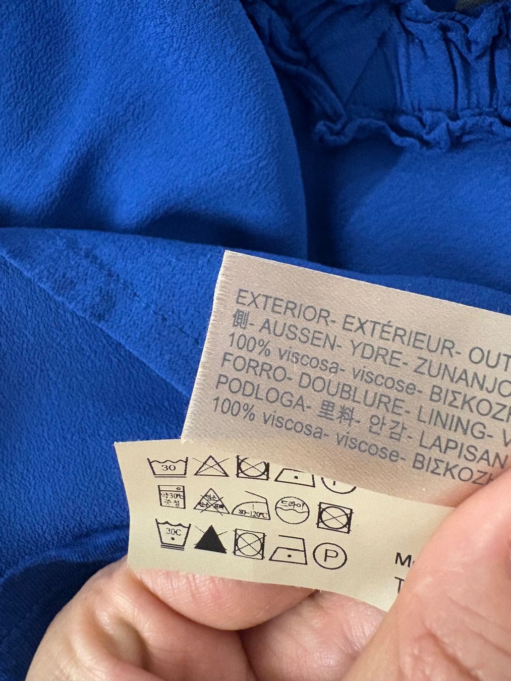 Massimo Dutti Top: Massimo Dutti blaues Top mit Rüschen M Viskose – Nuovo (secondo la descrizione) da Regensdorf venduto da secondchancefashion 5