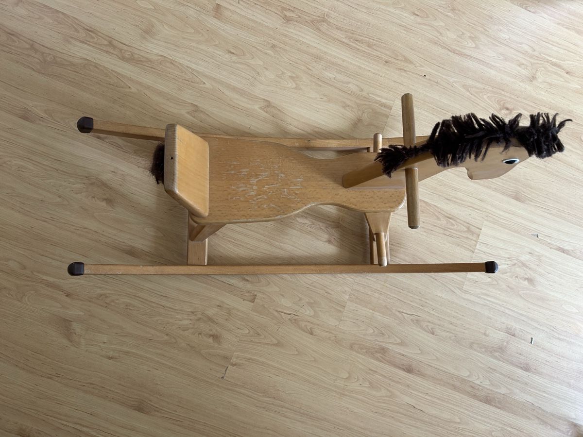 Geuther Giocattoli: Schaukelpferd holz – Usato da Basel venduto da marcvo 1