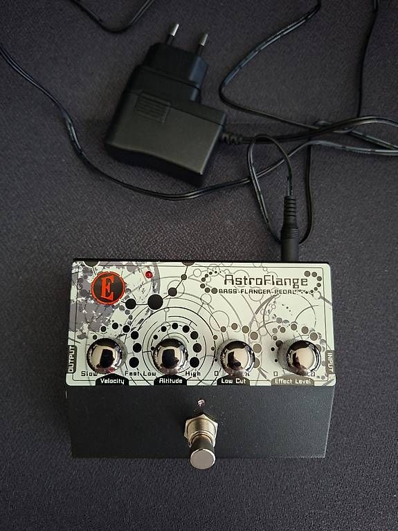 Strumenti musicali: Astro Flanger für E-Bass – Usato da Knonau venduto da Ajerni