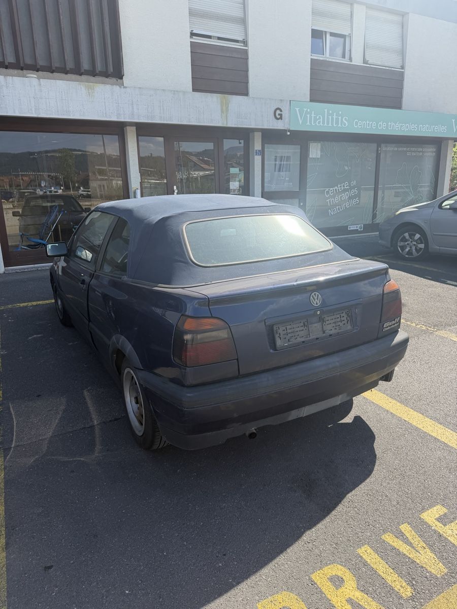 VW Autos: Golf 3 cabriolet – Defekt aus Burtigny von dj1_8wjr 1