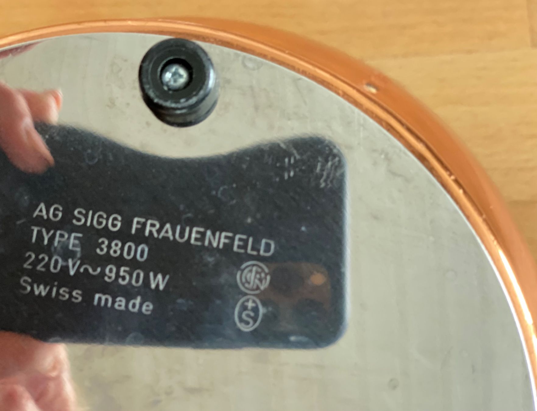 Sigg Elettrodomestici da cucina: SIGG Feuertopf/Mongolentopf Kupfer-Fondue-Set – Usato da Alpnach Dorf venduto da Sternenfunkeln 3