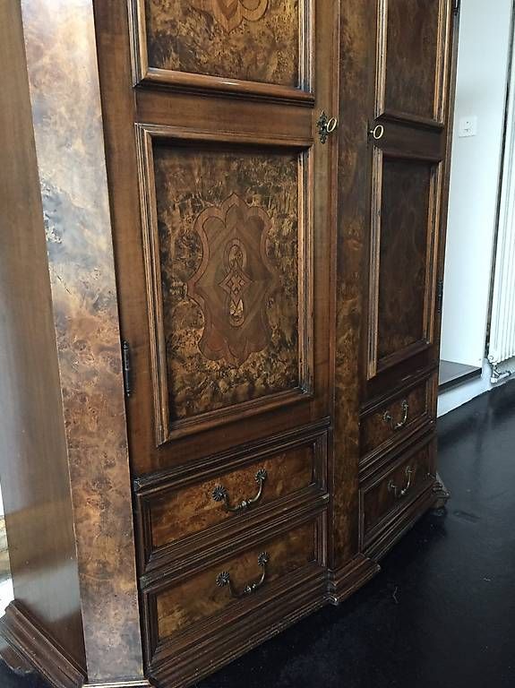Armoires: Antiker Schrank (Wurzelnussholz) – D'occasion à Winterthur par Beclay 3