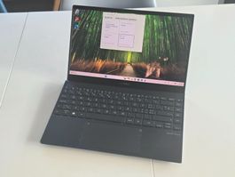 ASUS ZenBook 13 UX325E – i7-1165G7 – 16GB – 512GB - OLED