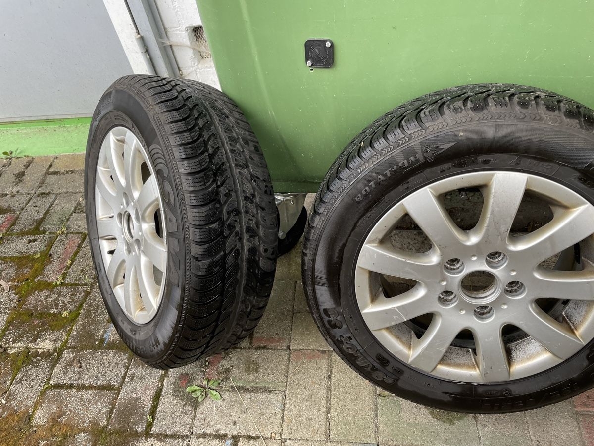 Pneumatici & Ruote complete: Vw Caddy winterräder m+s 195/65 R 15 – Usato da Unterendingen venduto da sneider01 1