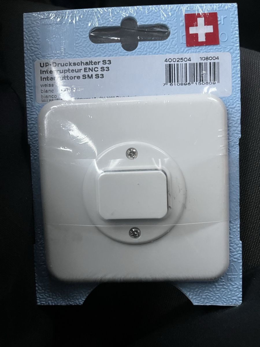 Hager Interruttori: Hager Druckschalter S3 - Weiss - Originalverpackt – Nuovo e nell'imballaggio originale da Safenwil venduto da Vito_Caruso