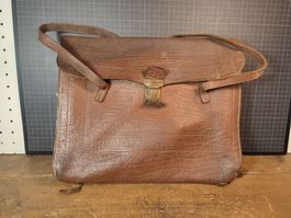 Wunderschöne sehr alte Tasche