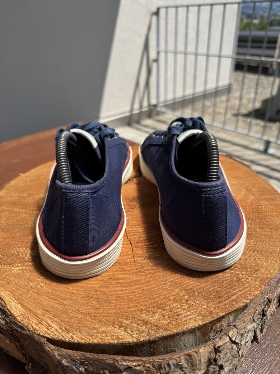 Gant Herrenschuhe: GANT Turnschuhe marineblau Groesse 40 oryginal – Gebraucht aus Wetzikon ZH von Jan_wojt 2