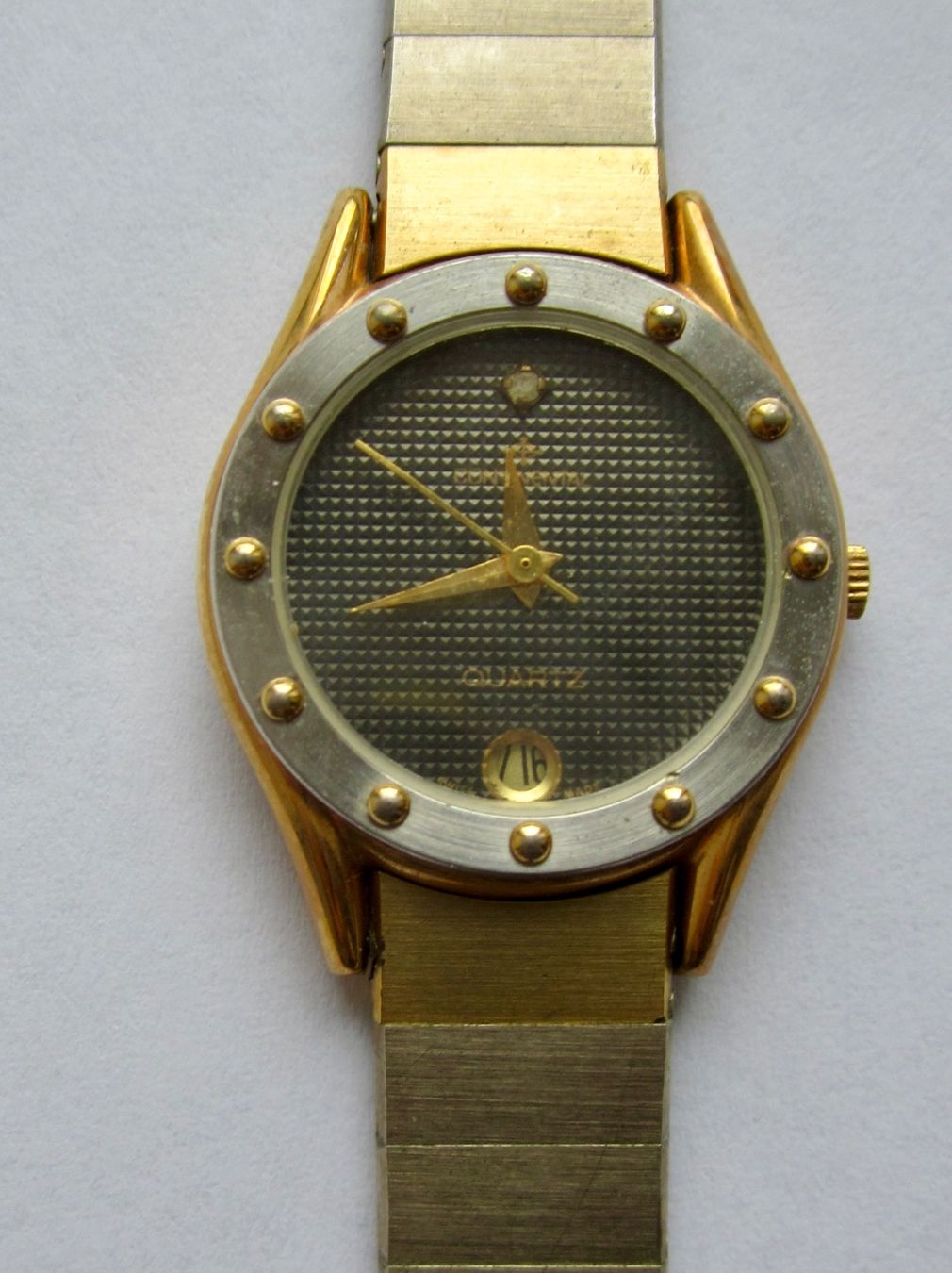 Continental Montres: Schweizer Damen-Armbanduhr 'Continental' Quartz – D'occasion à Pratteln par TT-Rudi