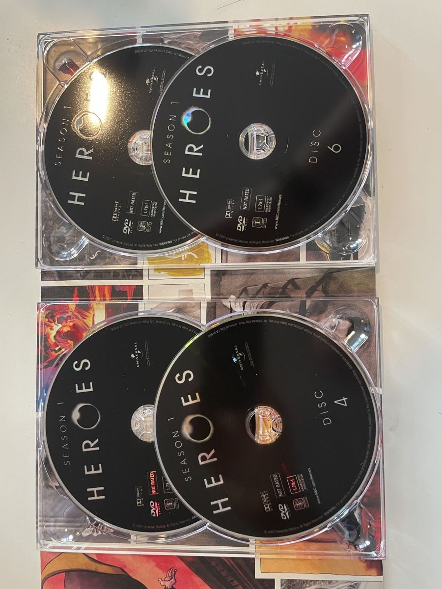 Tutti i DVDs: Heroes, Season 1, Englisch – Usato da Zürich venduto da Bomboo 3