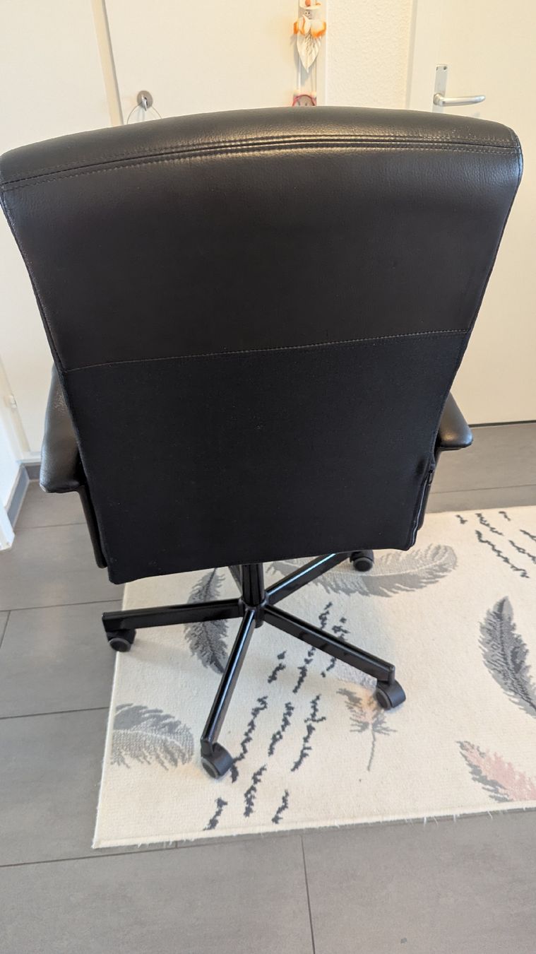 Stühle: Bürostuhl  – Gebraucht aus Steinmaur von Ottelo 3