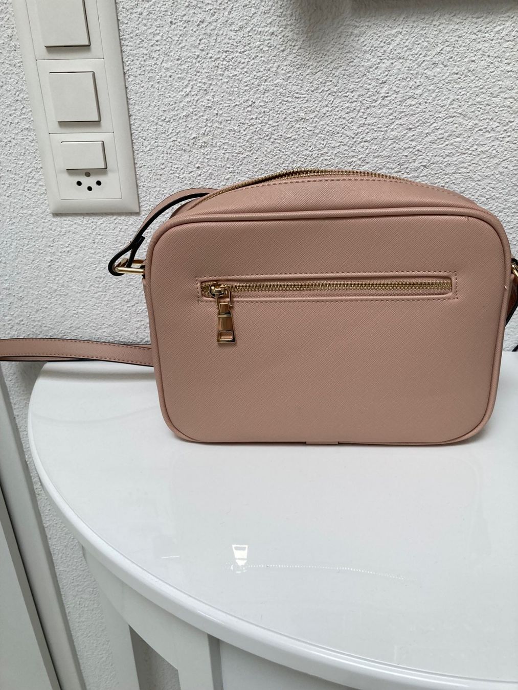 Geox Taschen für Damen: GEOX Handtasche mit Riemen, Rosa – Gebraucht aus Glattpark (Opfikon) von Pangie 1