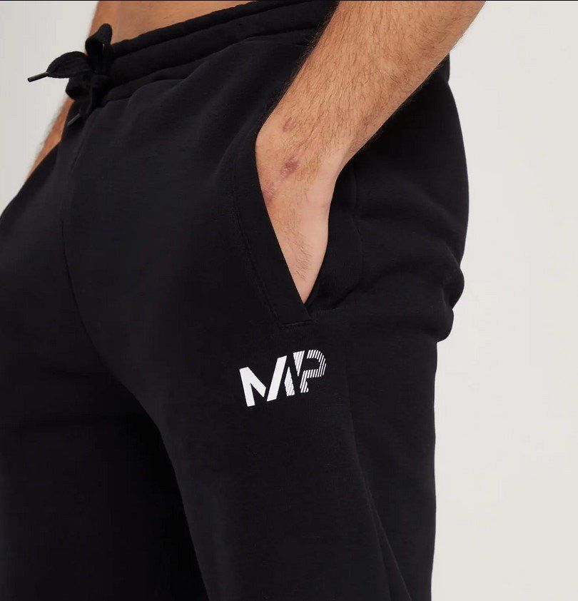 Pantaloni: Herren Jogginghose / Joggers - Grösse S – Nuovo e nell'imballaggio originale da Rickenbach b. Wil venduto da Kth_v8 8