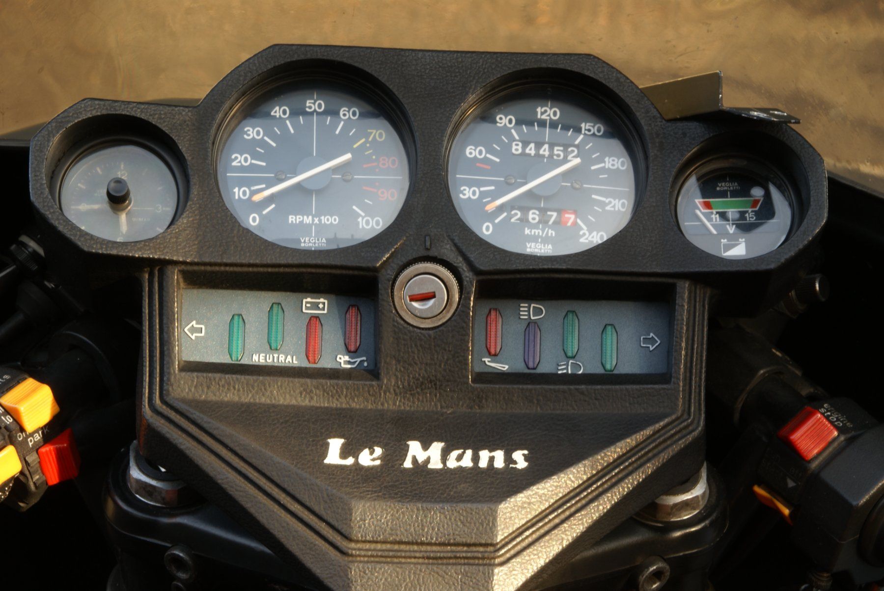 Moto Guzzi Strasse: Moto Guzzi 850 Le Mans II – Gebraucht aus Münchenstein von Thinuding 5