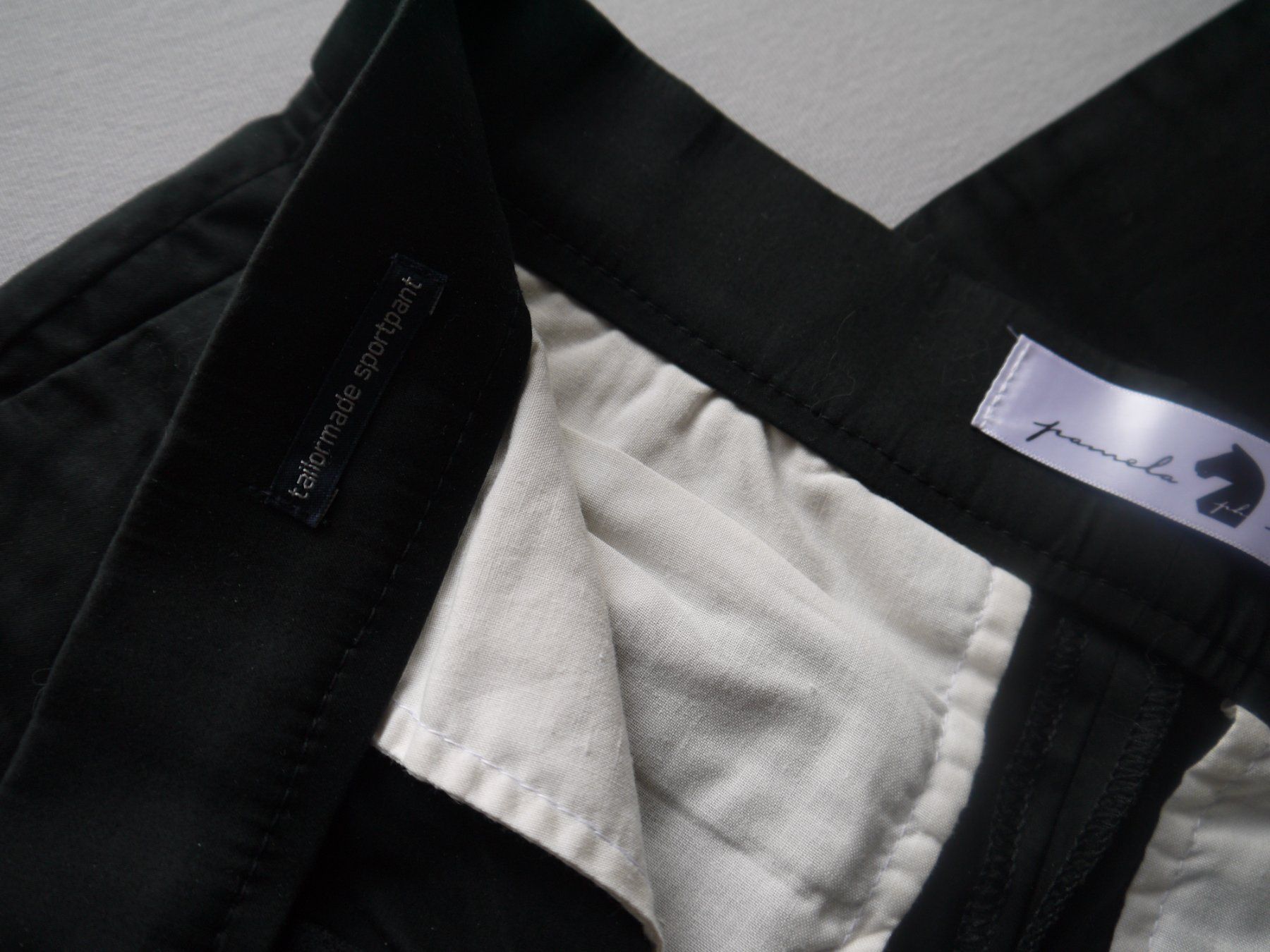 Pamela Henson Pantaloni: Pamela Henson Hose Gr.36 – Usato da Hagendorn venduto da Blaf 3