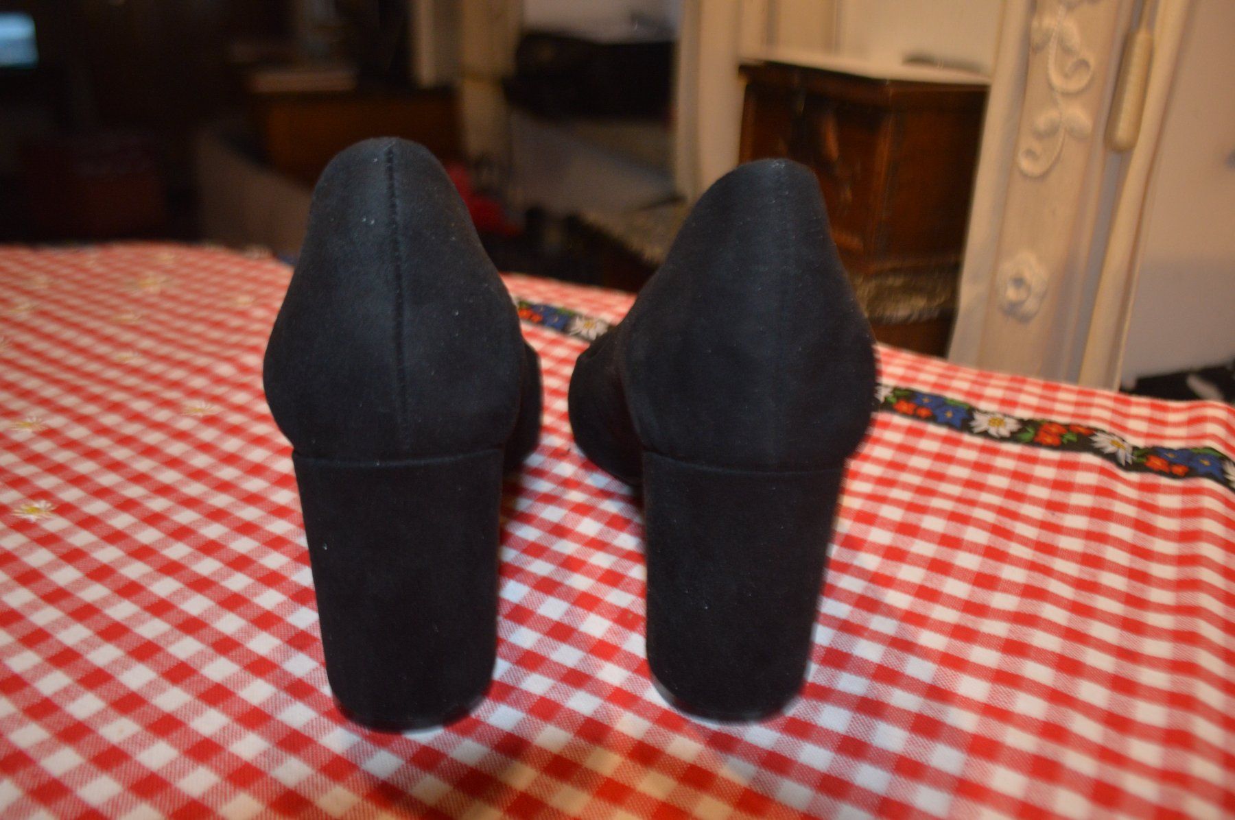 Scarpe da donna: Scarpa pumps-decolleté da donna – Nuovo (secondo la descrizione) da Brione s. Minusio venduto da clk_8kjj 2