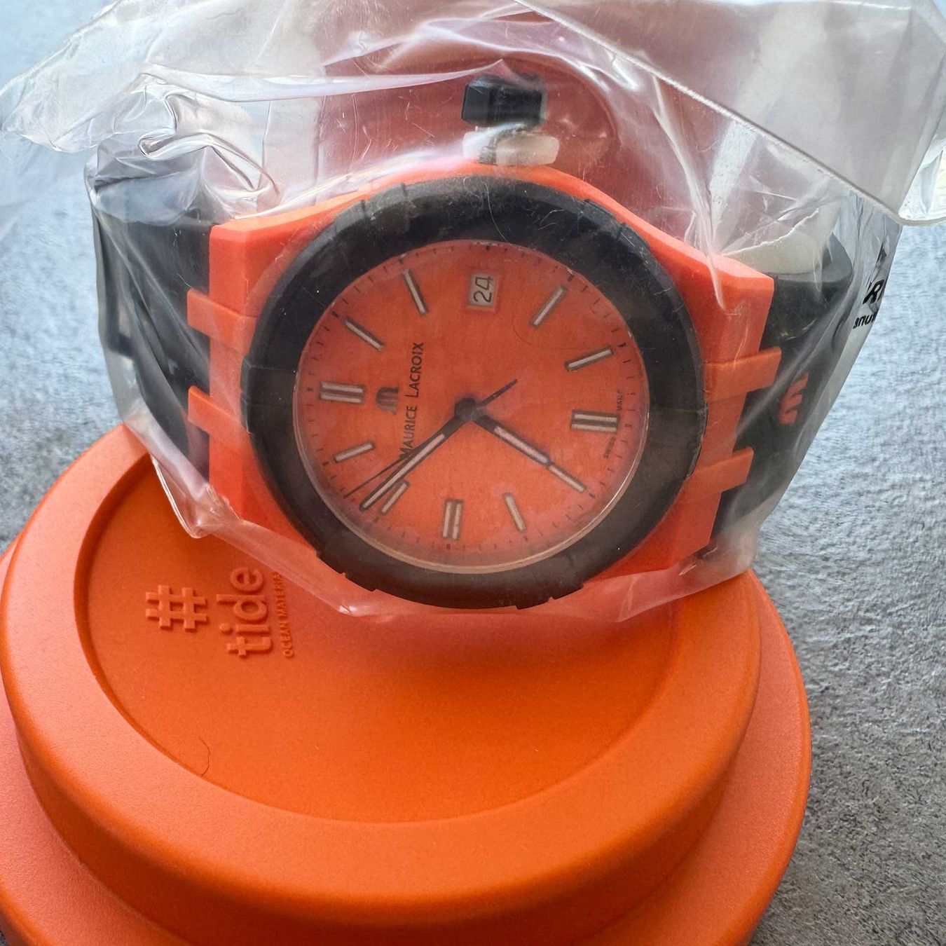 Maurice Lacroix Orologi: Maurice Lacroix Aikon #Tide Orange/Schwarz – Nuovo e nell'imballaggio originale da Immensee venduto da svs_gsm7 3