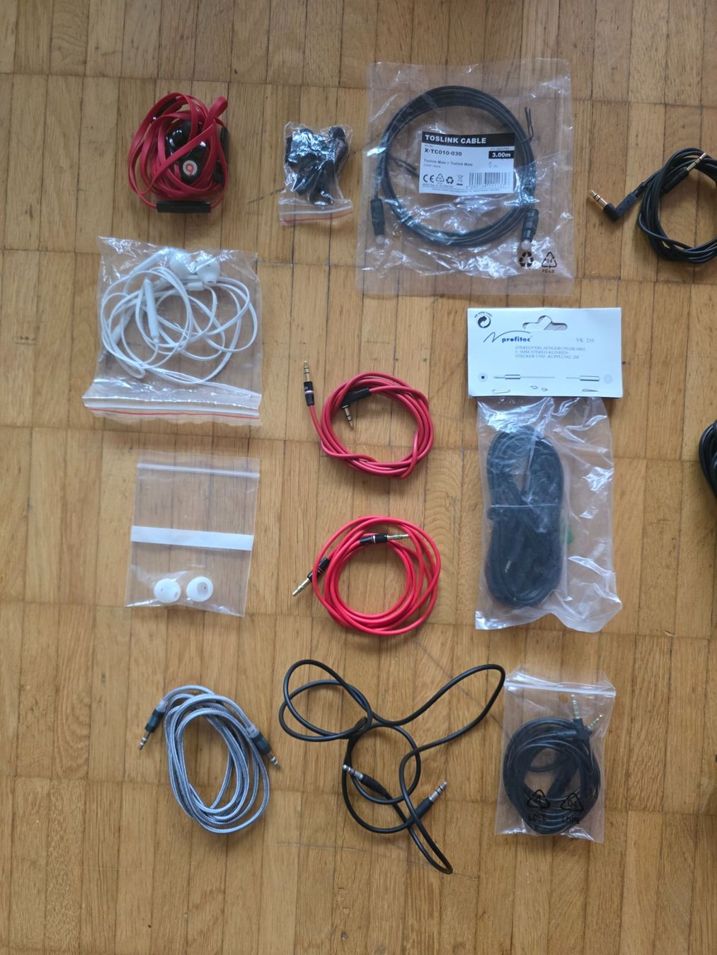 Kabel: Diverse Audio Kabel – Gebraucht aus Dübendorf von Neidhart 1