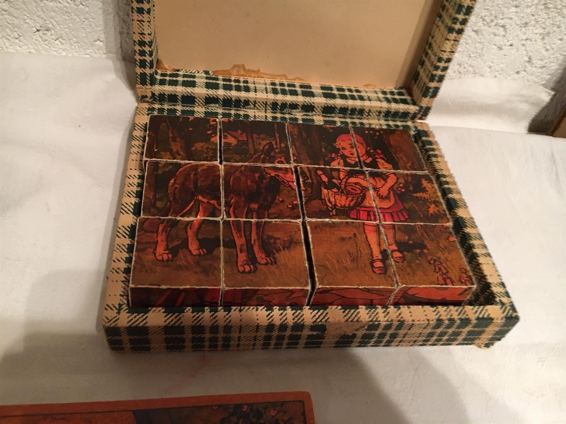 Puzzles: Holzpuzzle antik, Märchenmotive – Gebraucht aus Pratteln von Dollshop 1