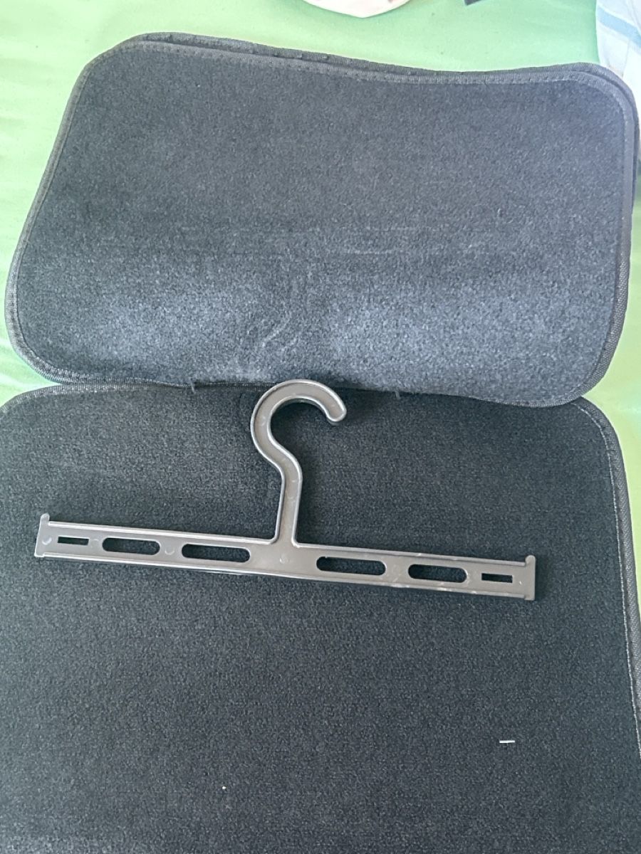 Tapis / Bacs: MioCar MAGIC Auto-Teppichmatten-Set 4-teiligL63cm44(I21) – Neuf (Voir description) à Neuenhof par bro_9zsg 4