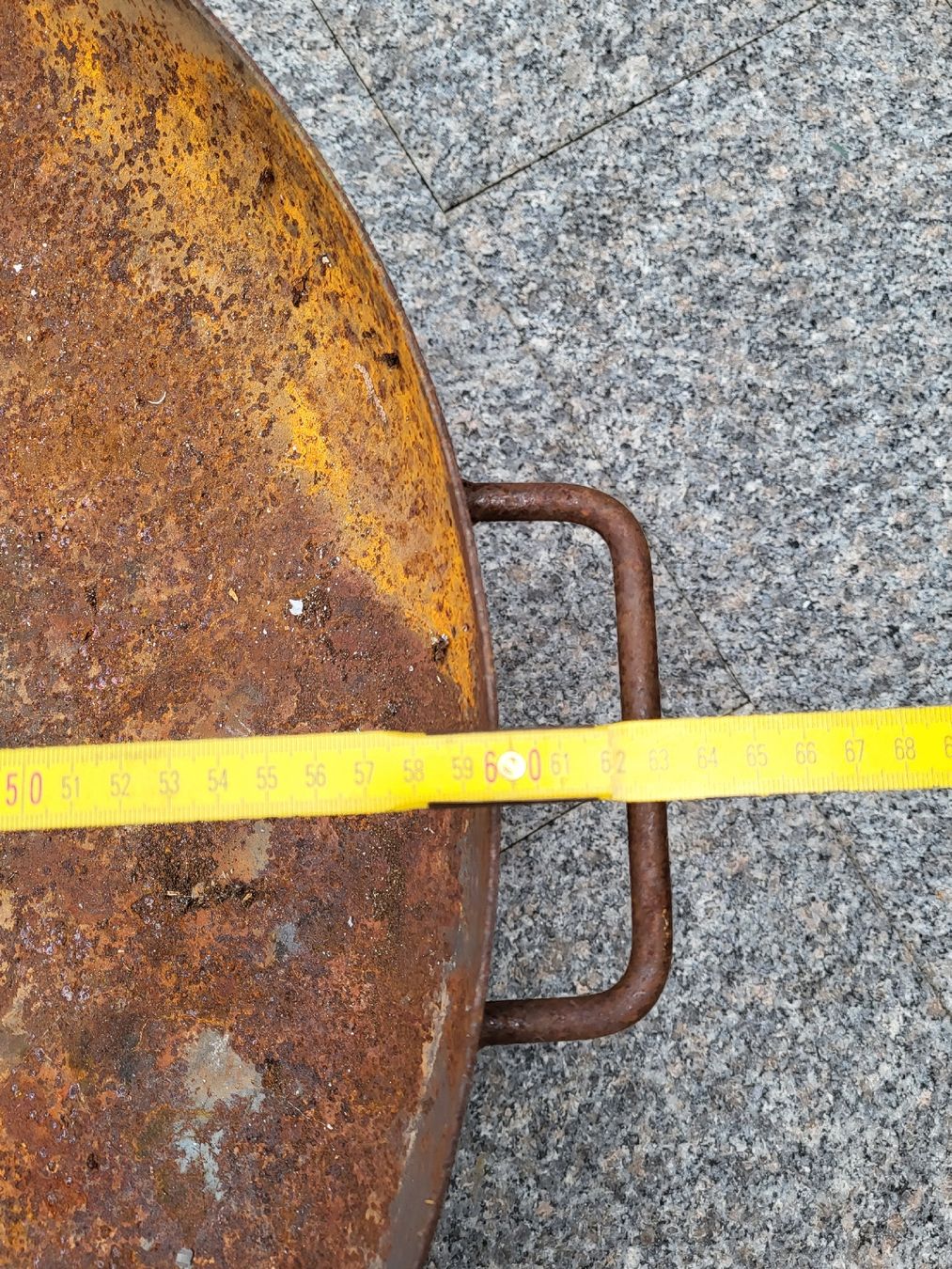 Feuerschale: Feuerschale rund Metall 60cm mit Ständer  – Gebraucht aus Riniken von Melanie910 2