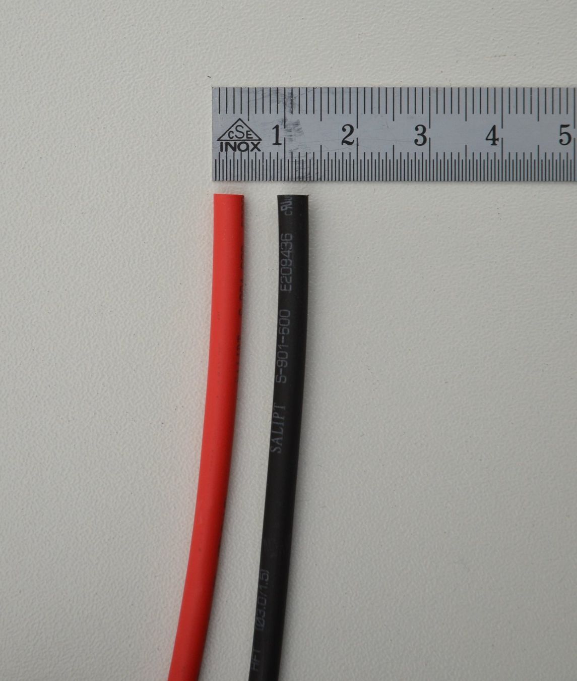 Modellismo RC: Schrumpfschlauch Ø 3mm 1m Rot – Nuovo e nell'imballaggio originale da Rüti ZH venduto da MSRC-Modelle 1