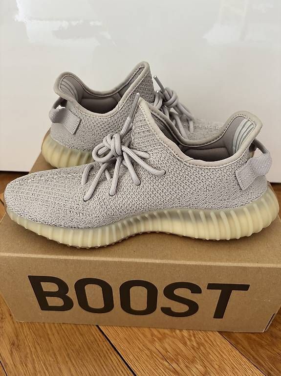 Adidas Scarpe da uomo: Yeezy Boost 350 V2 SESAME – Usato da Lausanne venduto da sam_v8xp 1