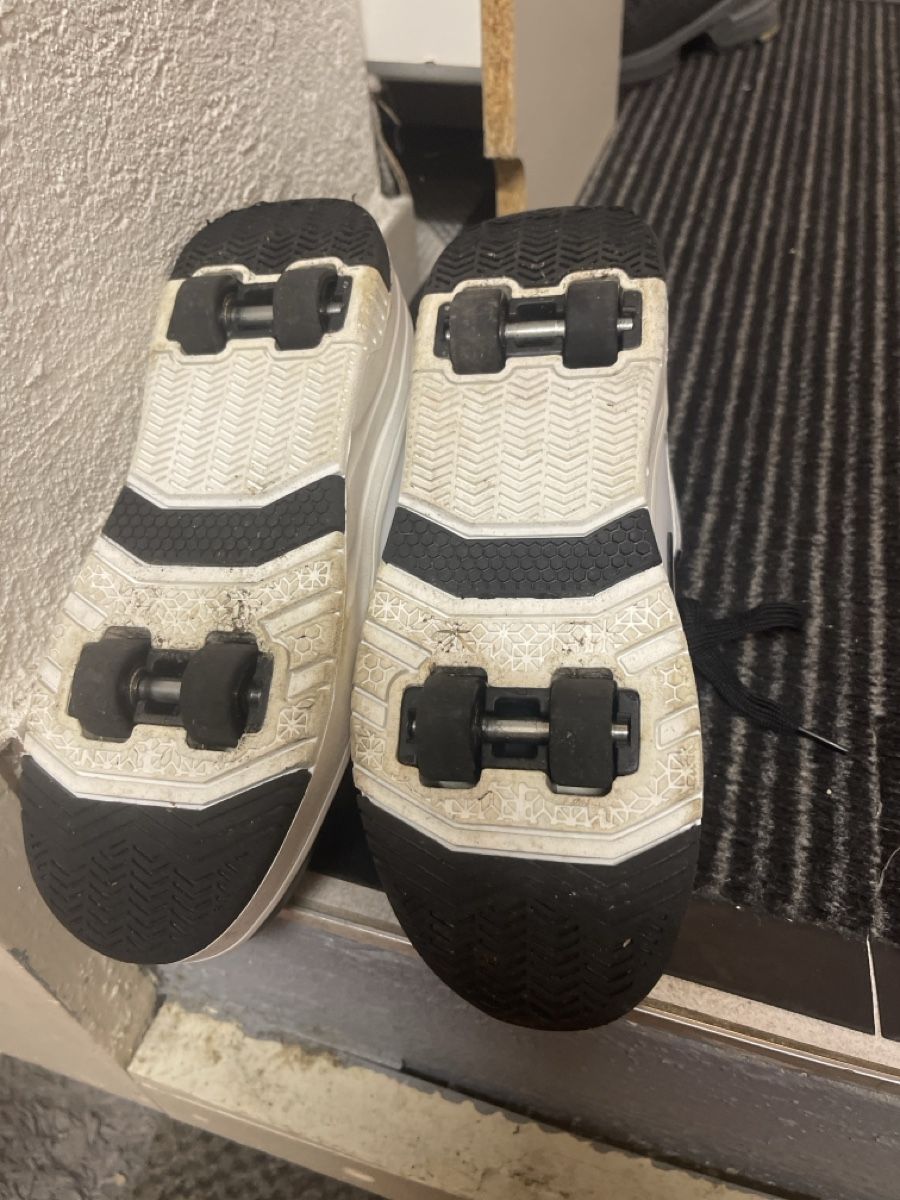 Patins à roul. & inline: Rollschuhe gr 36 – D'occasion à Bad Zurzach par Cuore34 2