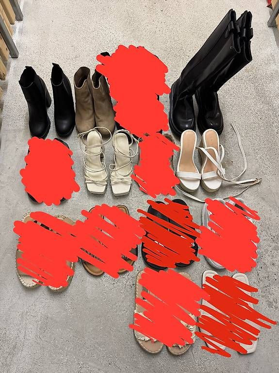 Scarpe da donna: Damenschuhe Gr. 36 | 5 Paar – Usato da Uster venduto da cynale
