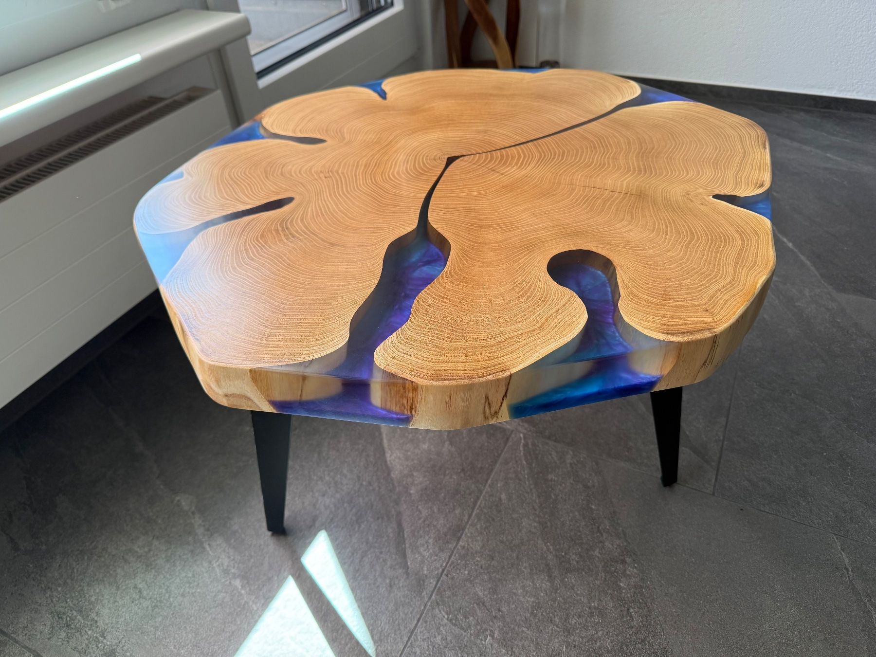 Tavoli: Couchtisch Epoxydharz – Nuovo e nell'imballaggio originale da amriswil venduto da danihgt