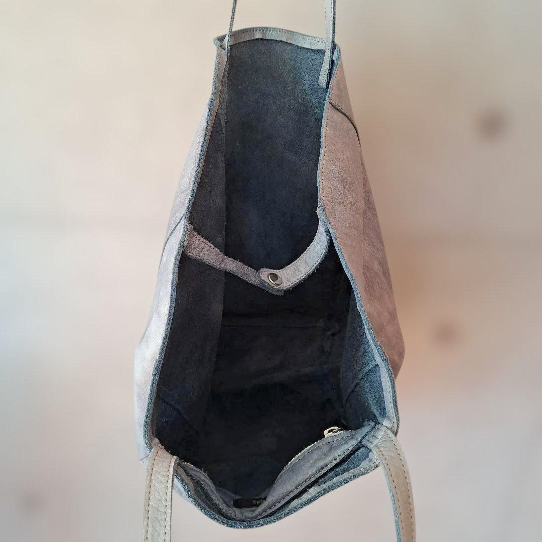 Borse da donna: Pas de Calais light blue large leather tote bag – Usato da Basel venduto da gladghost 2