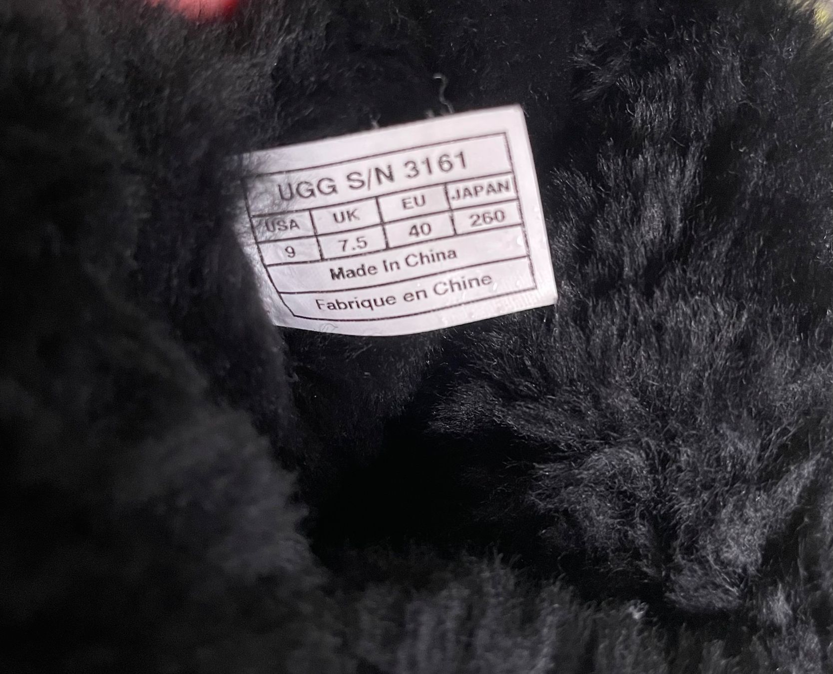 Ugg Damenschuhe: Wintertraum, UGG Classic Sequin Boots Gr.40 – Gebraucht aus Basel von Tashina 4
